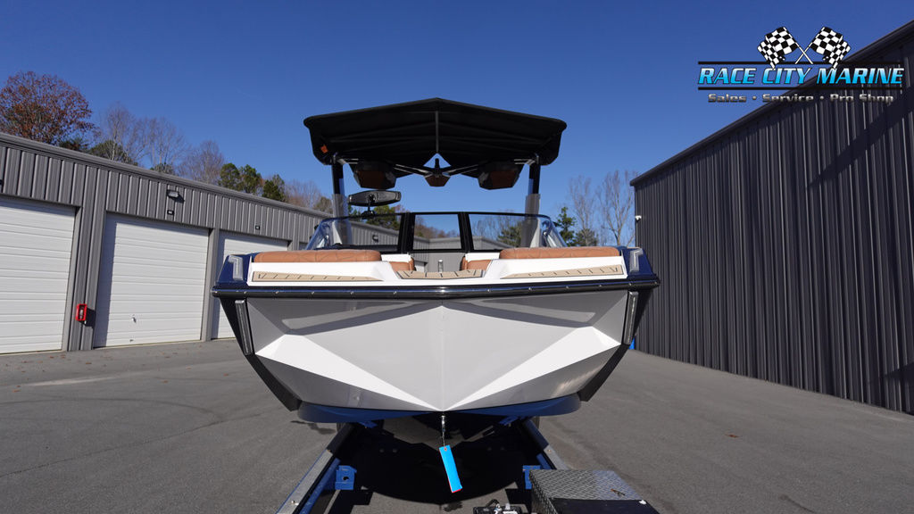 2022 Nautique P25