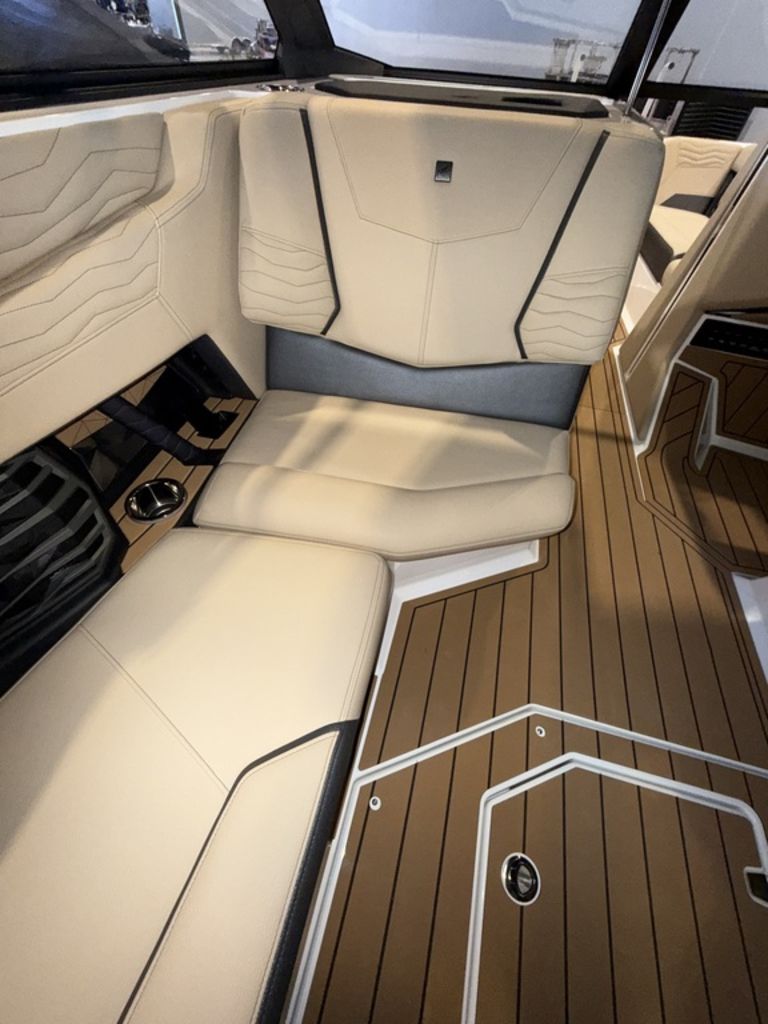 2025 Nautique Super Air Nautique G25