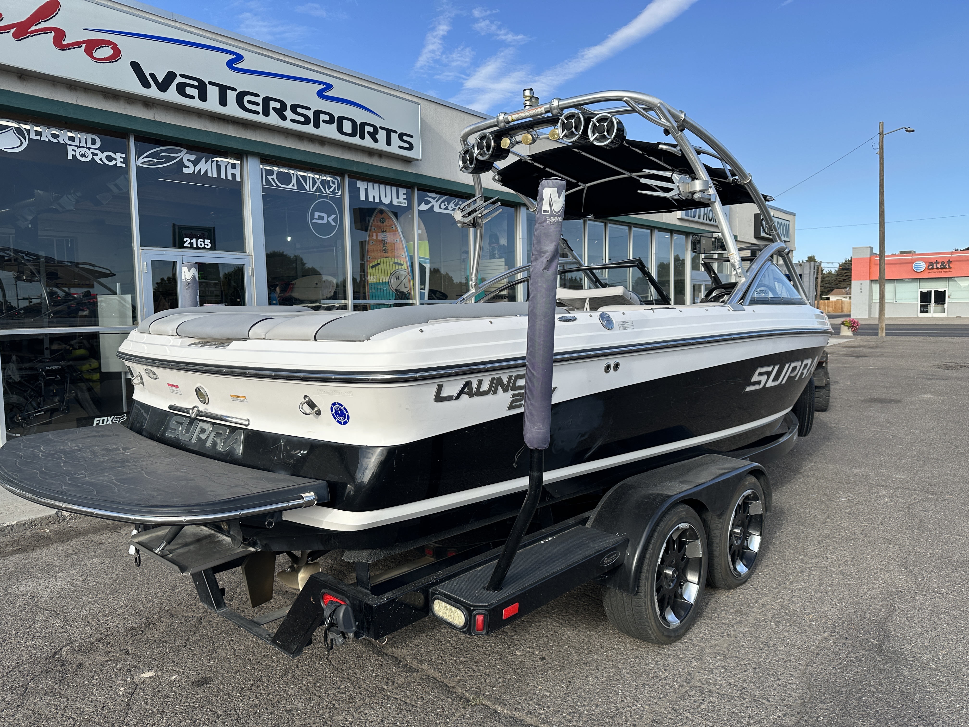 2010 Supra Boats Launch 22V