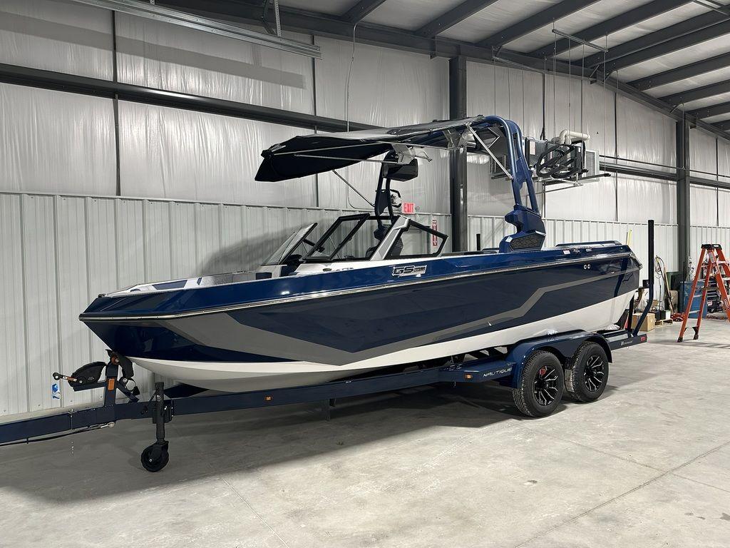 boat.Title
