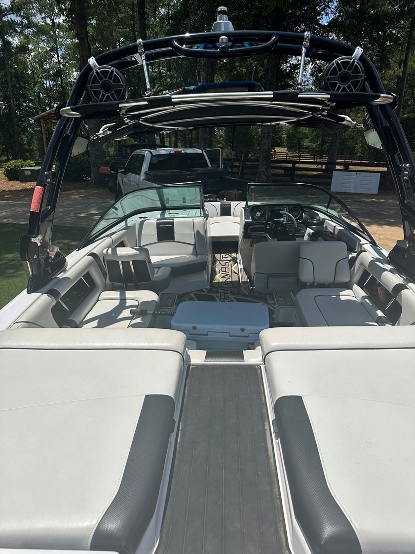 2011Super Nautique 230 team edition
