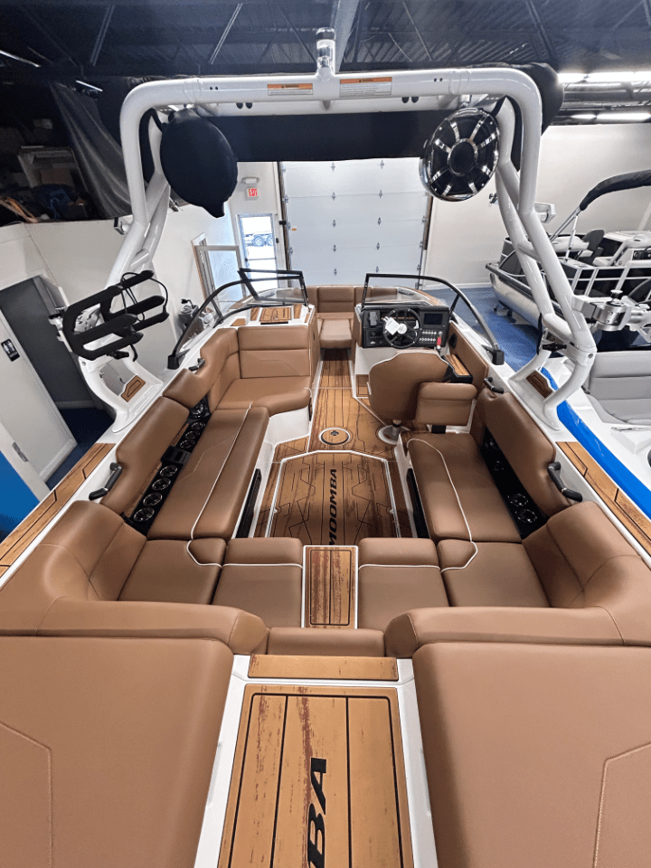 Moomba MAX