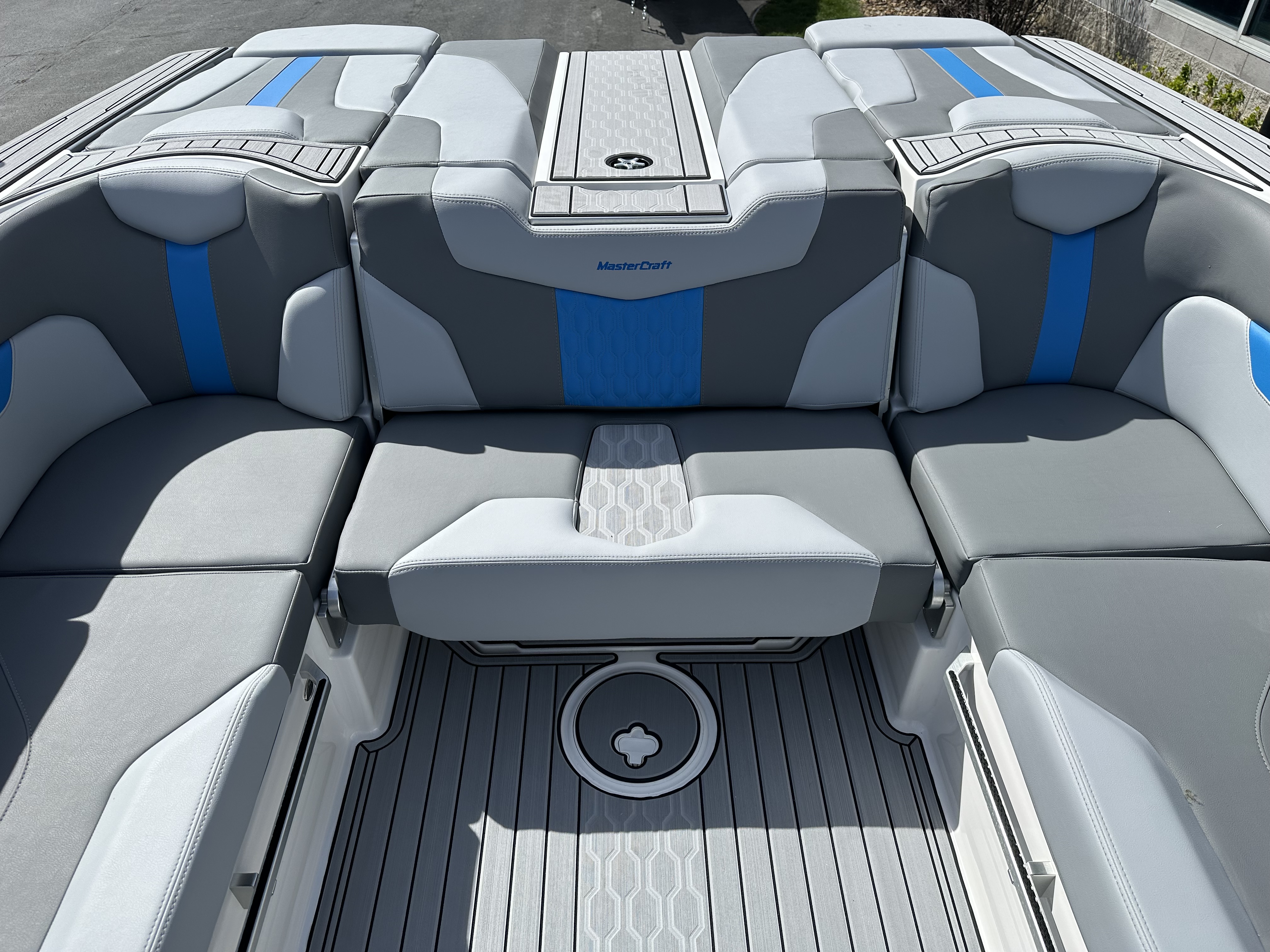2024 MasterCraft XT22