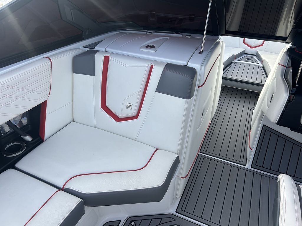 2019 Nautique Super Air Nautique G23