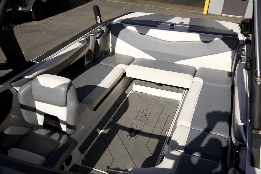 2019 Axis Wake Research T23