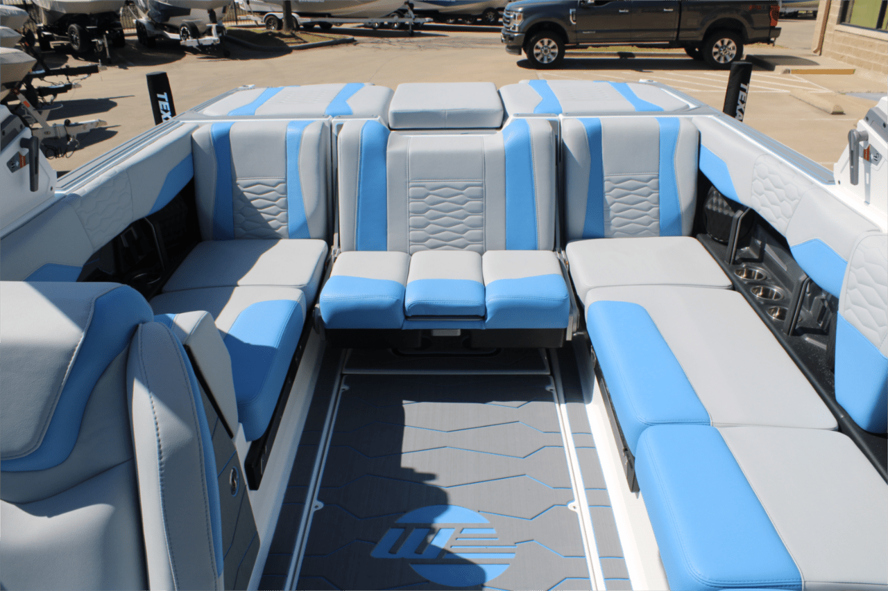 2025 Malibu 24 MXZ