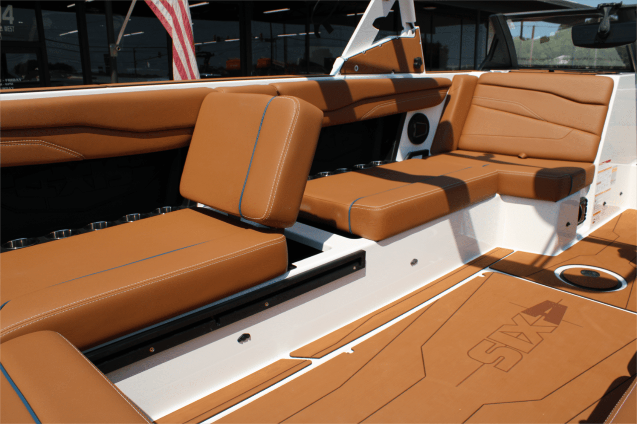 2025 Axis T250