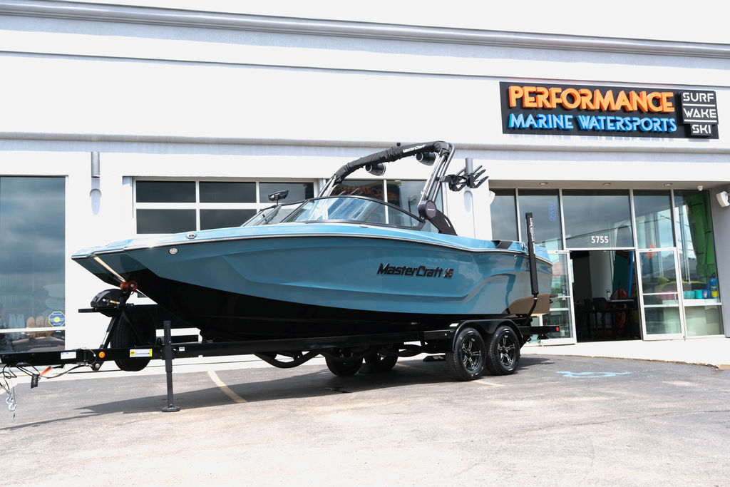2025 MasterCraft XT24 Icon