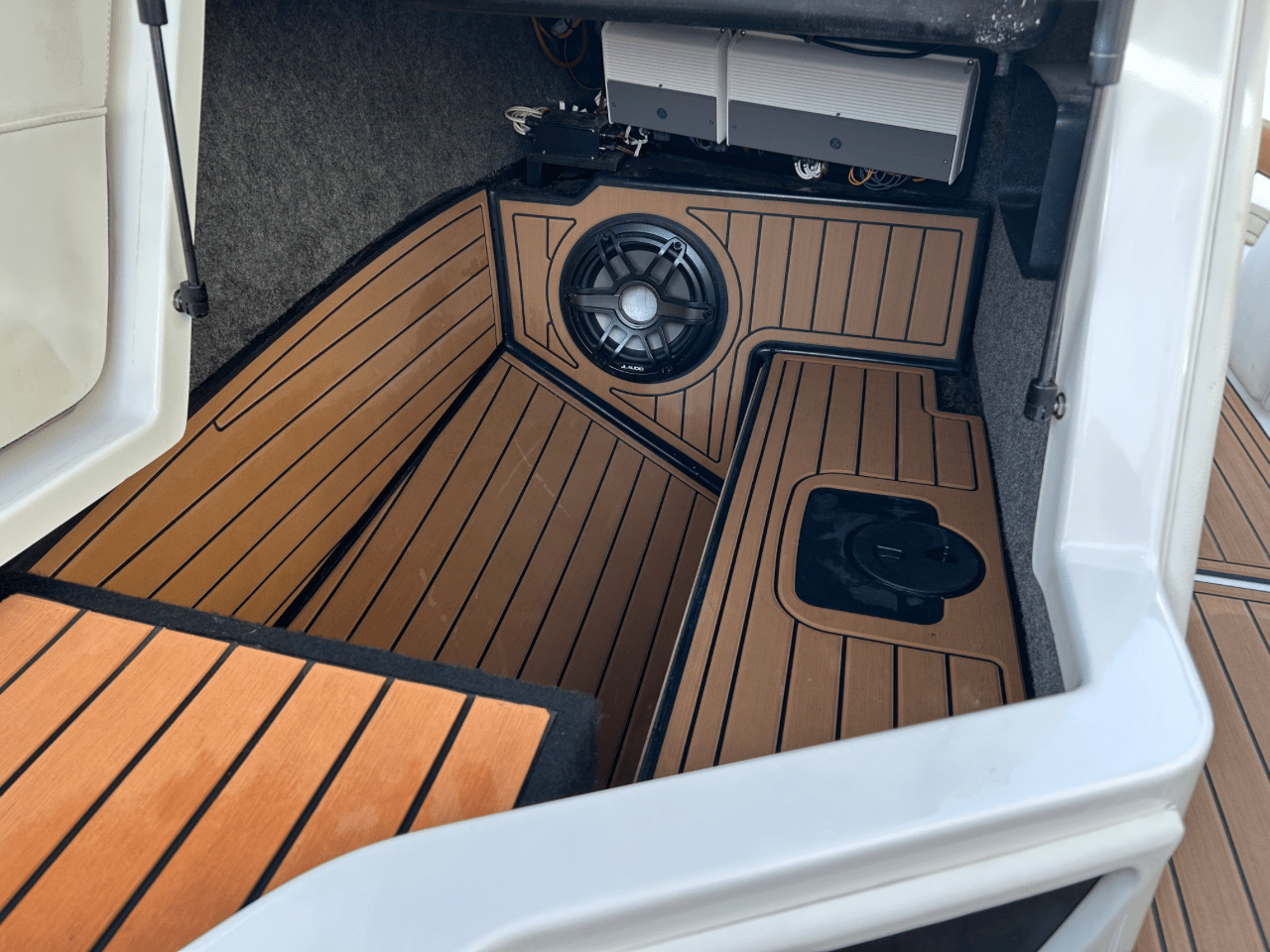 2019 Nautique G23