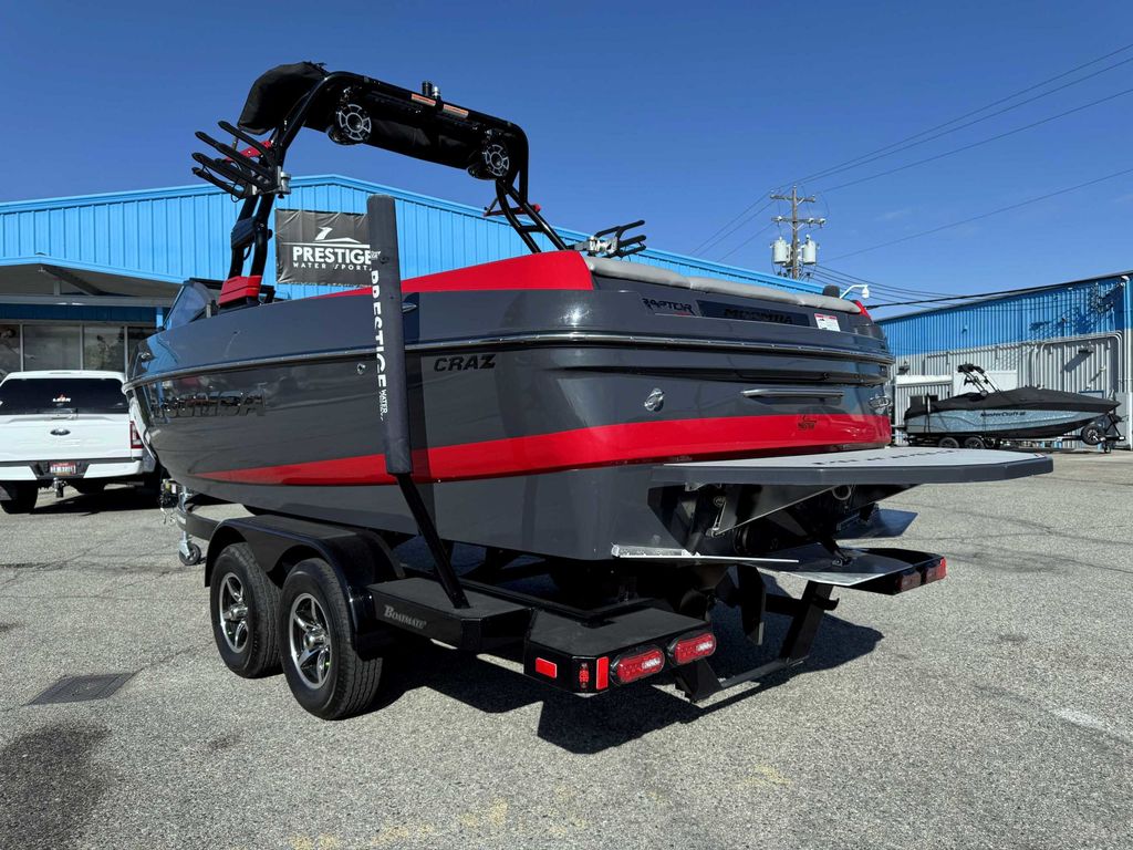 2021 MOOMBA Craz