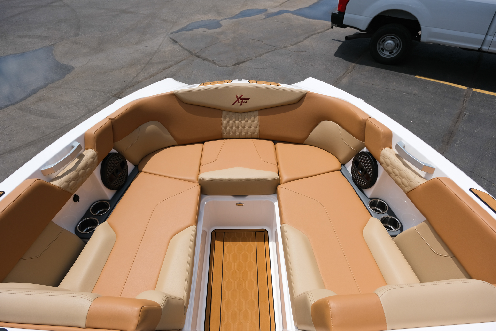 2024 MASTERCRAFT XT-24 BRAND NEW 