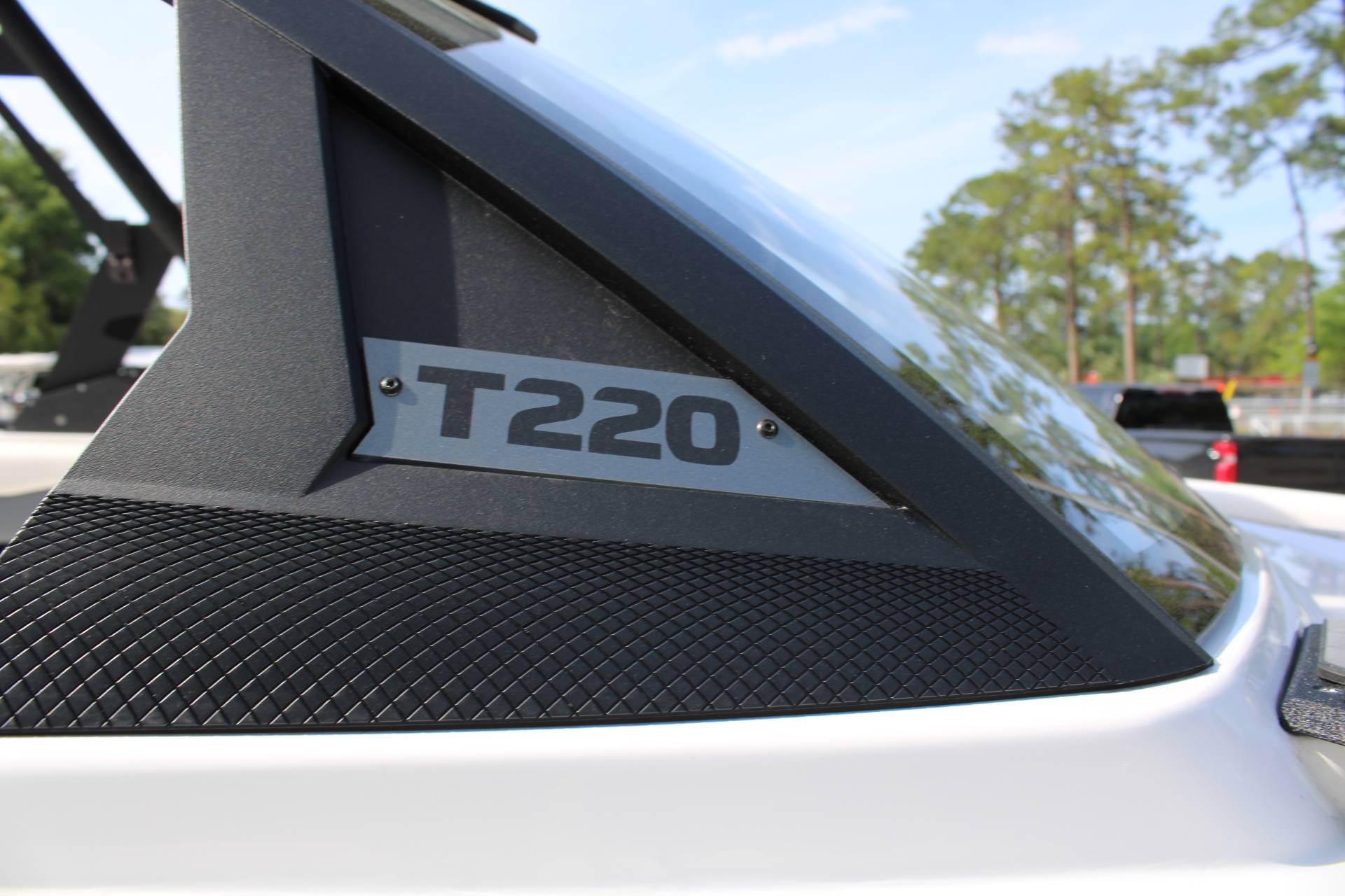 2024 Axis T220-R