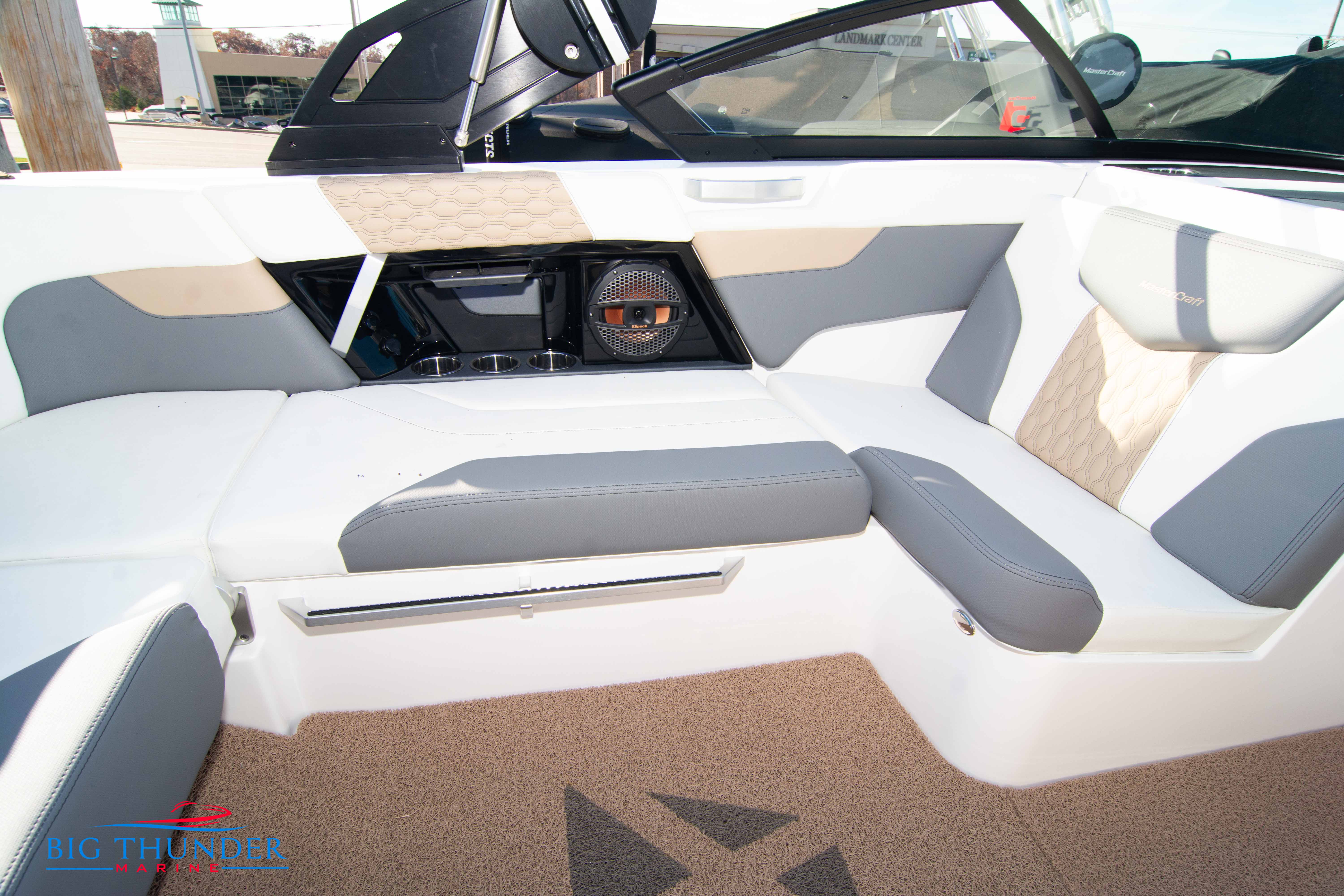 2023 Mastercraft XT20