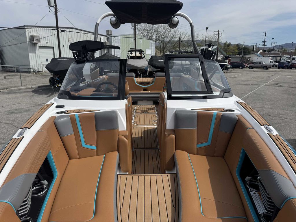 2019 Nautique G25