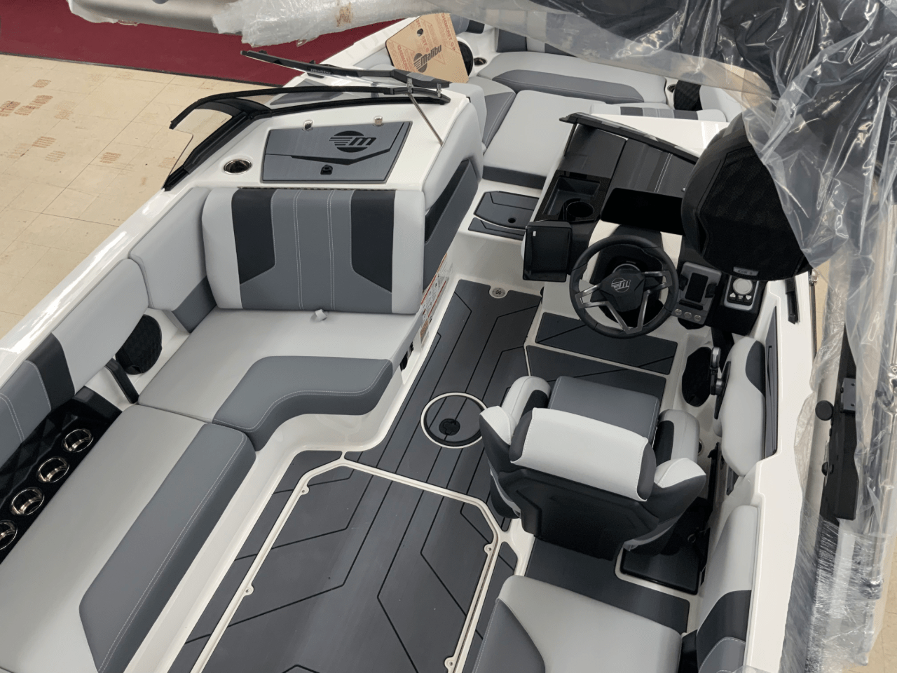 2025 MALIBU 21 LX WAKESETTER w/M5DI and TRL Icon