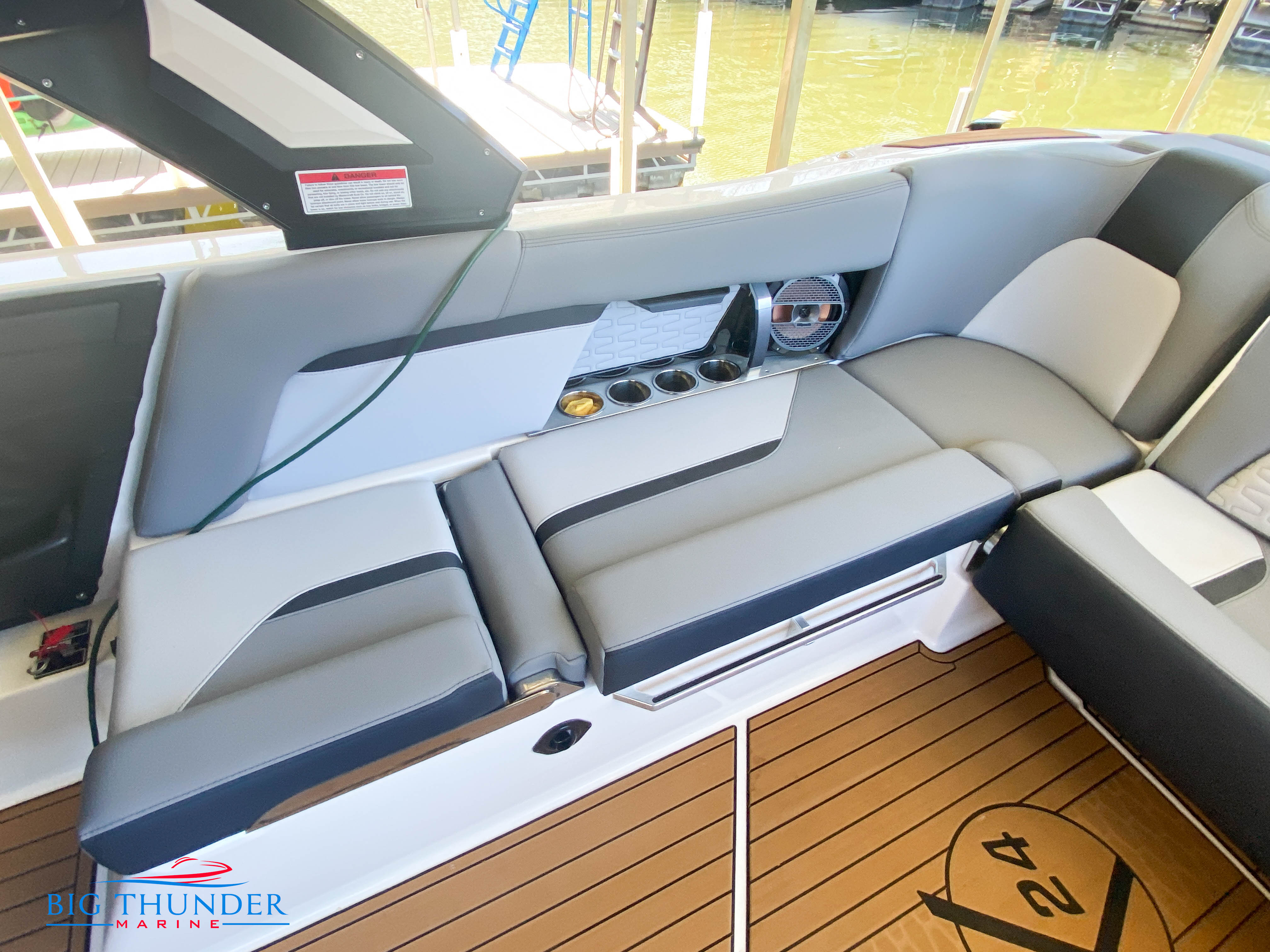 2022 Mastercraft X24