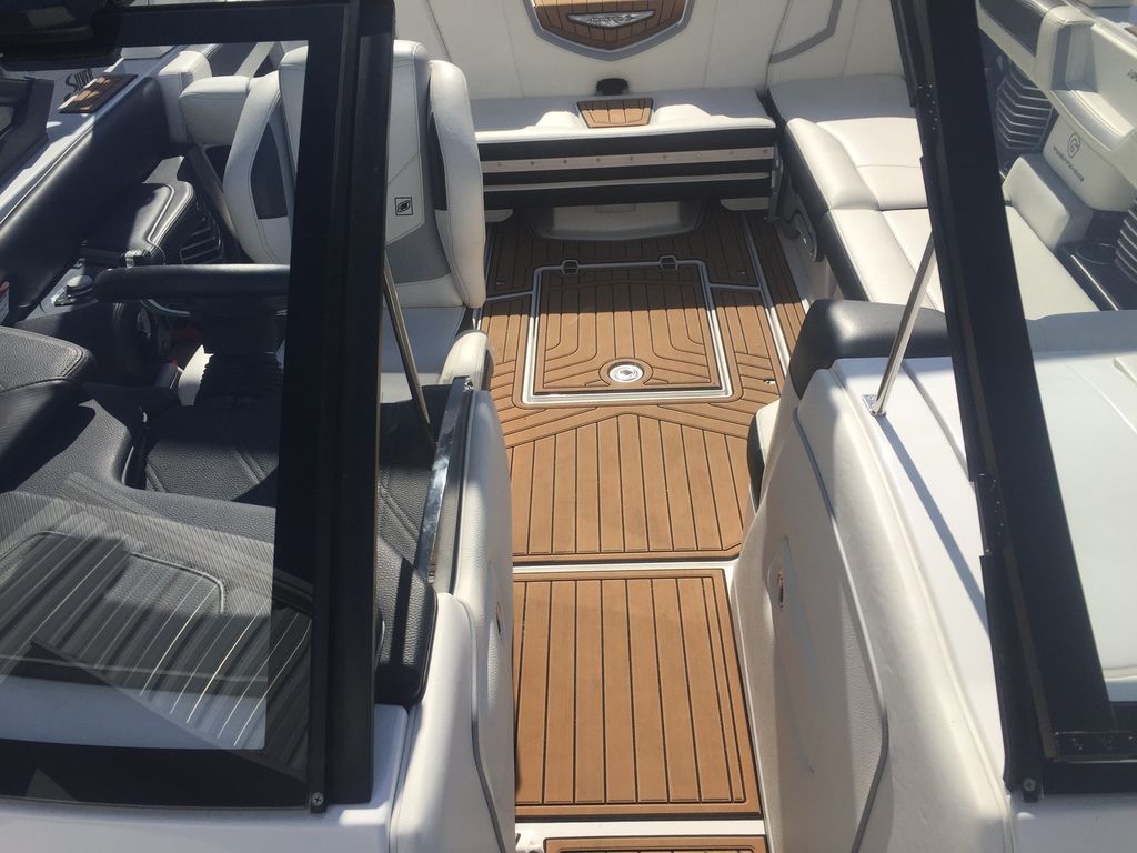 2020 Nautique Super Air Nautique G21