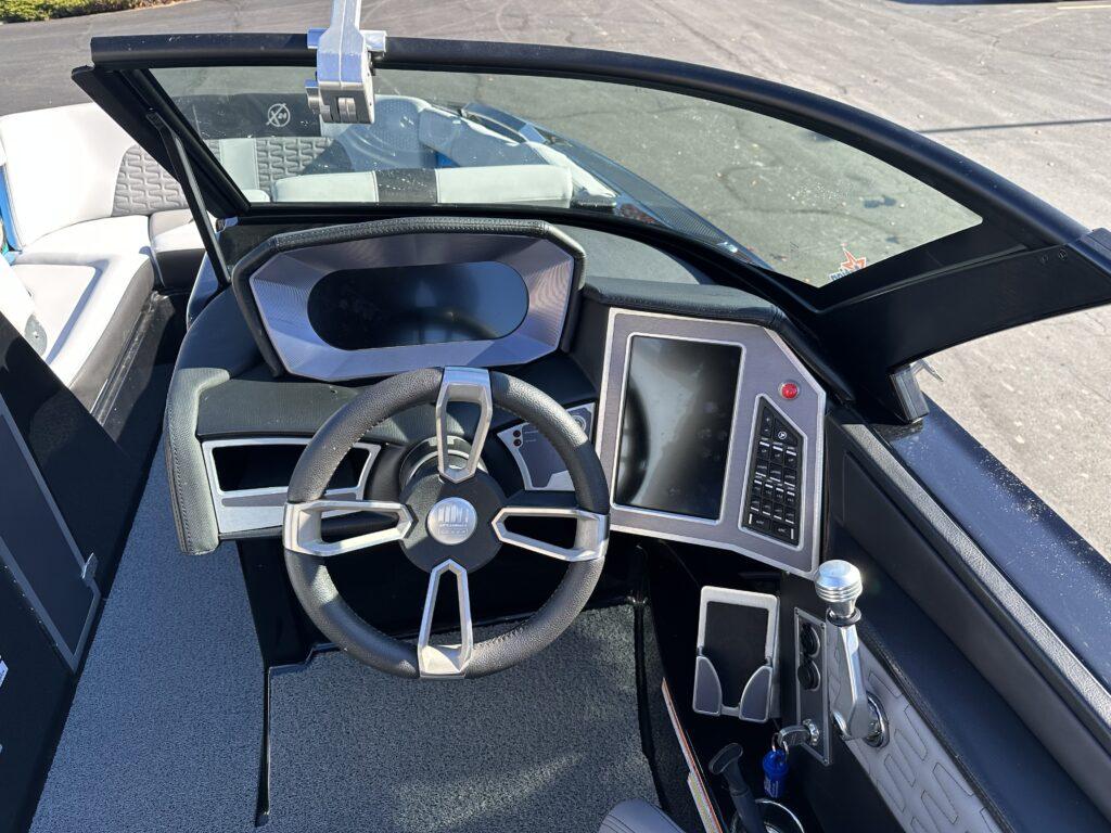 2022 MasterCraft X24