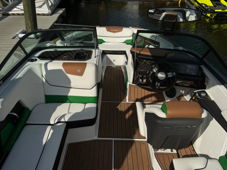 2017 Nautique GS20