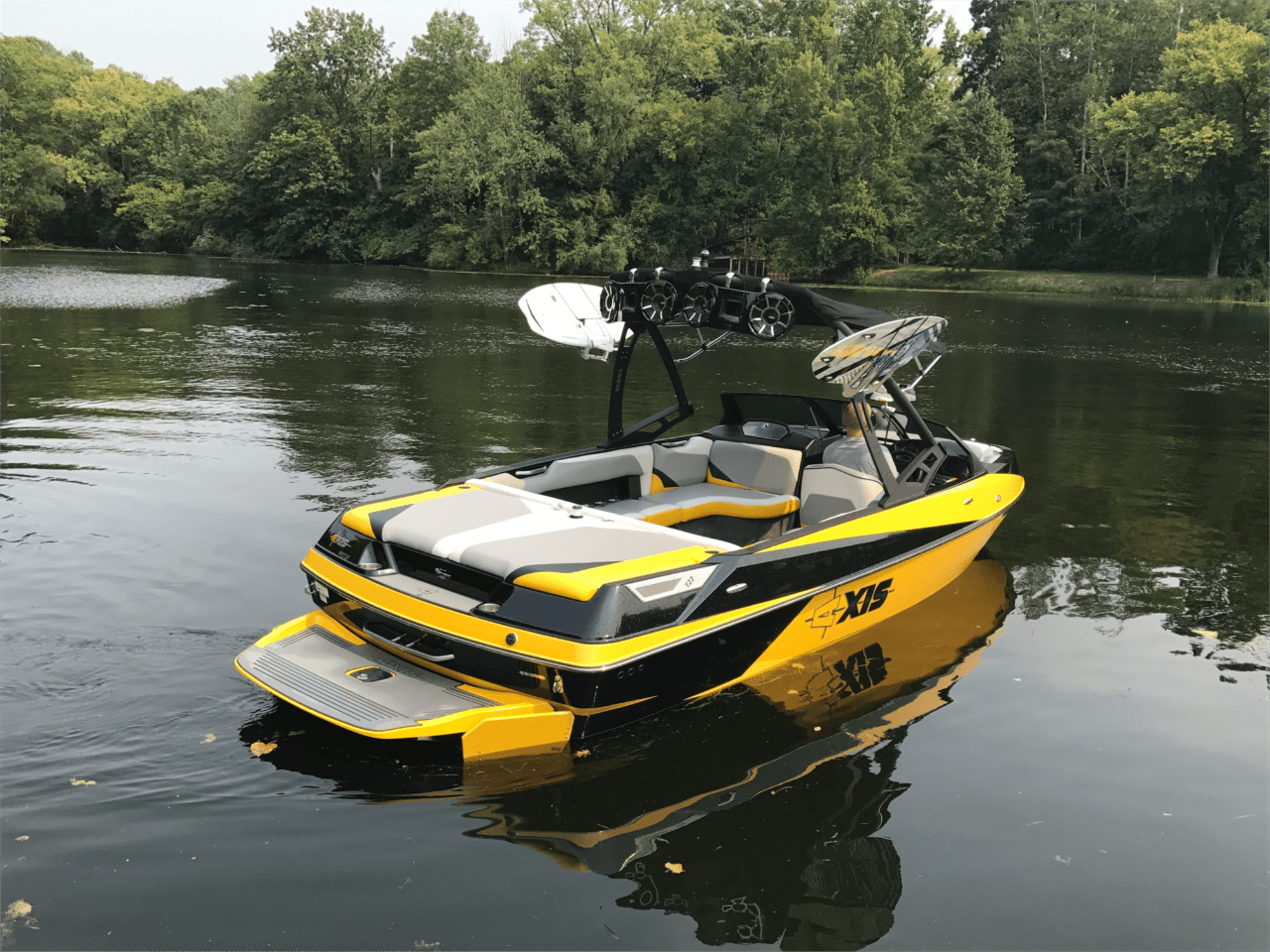2014 Axis T22 