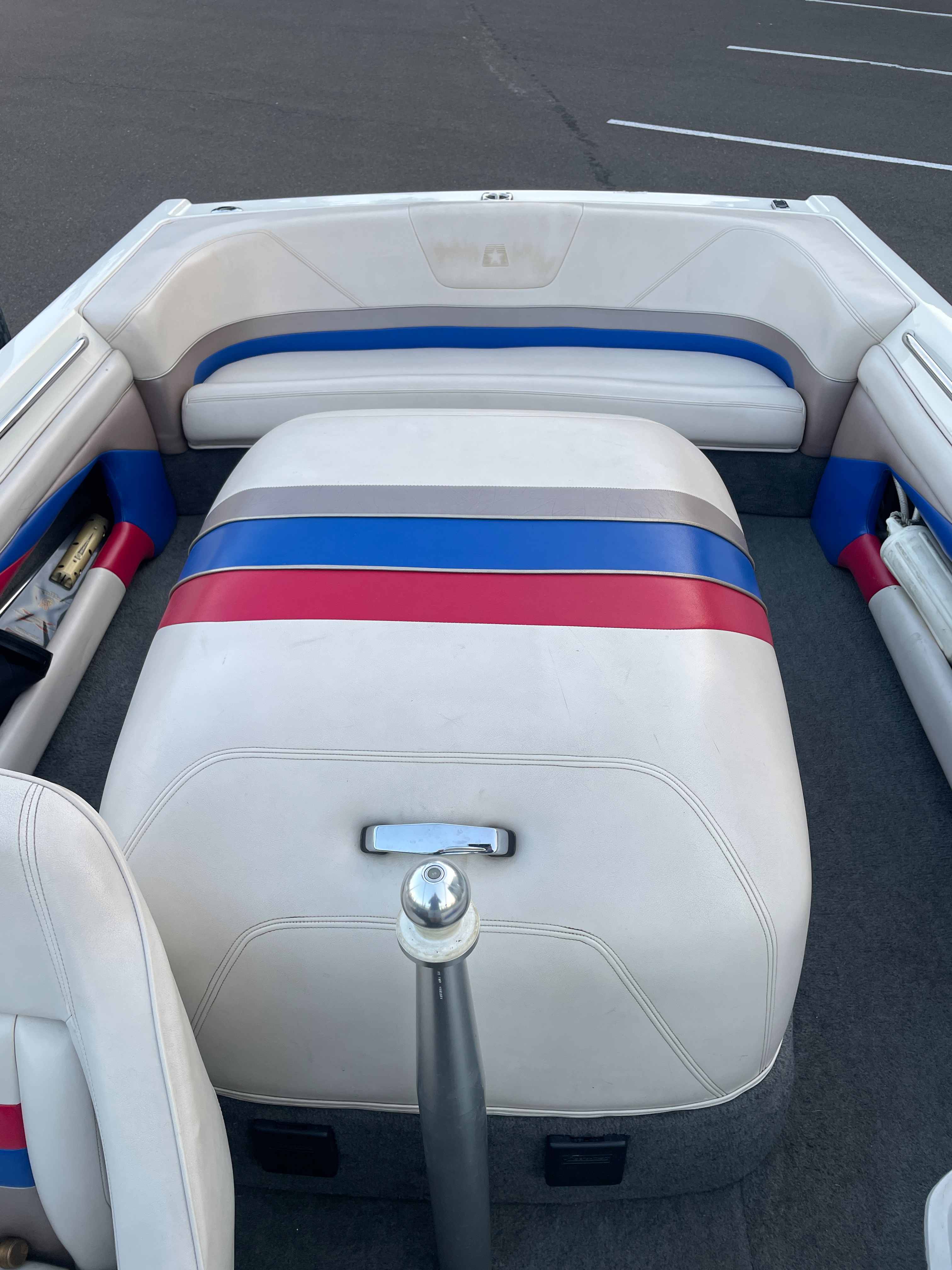 1995 Mastercraft Prostar 205