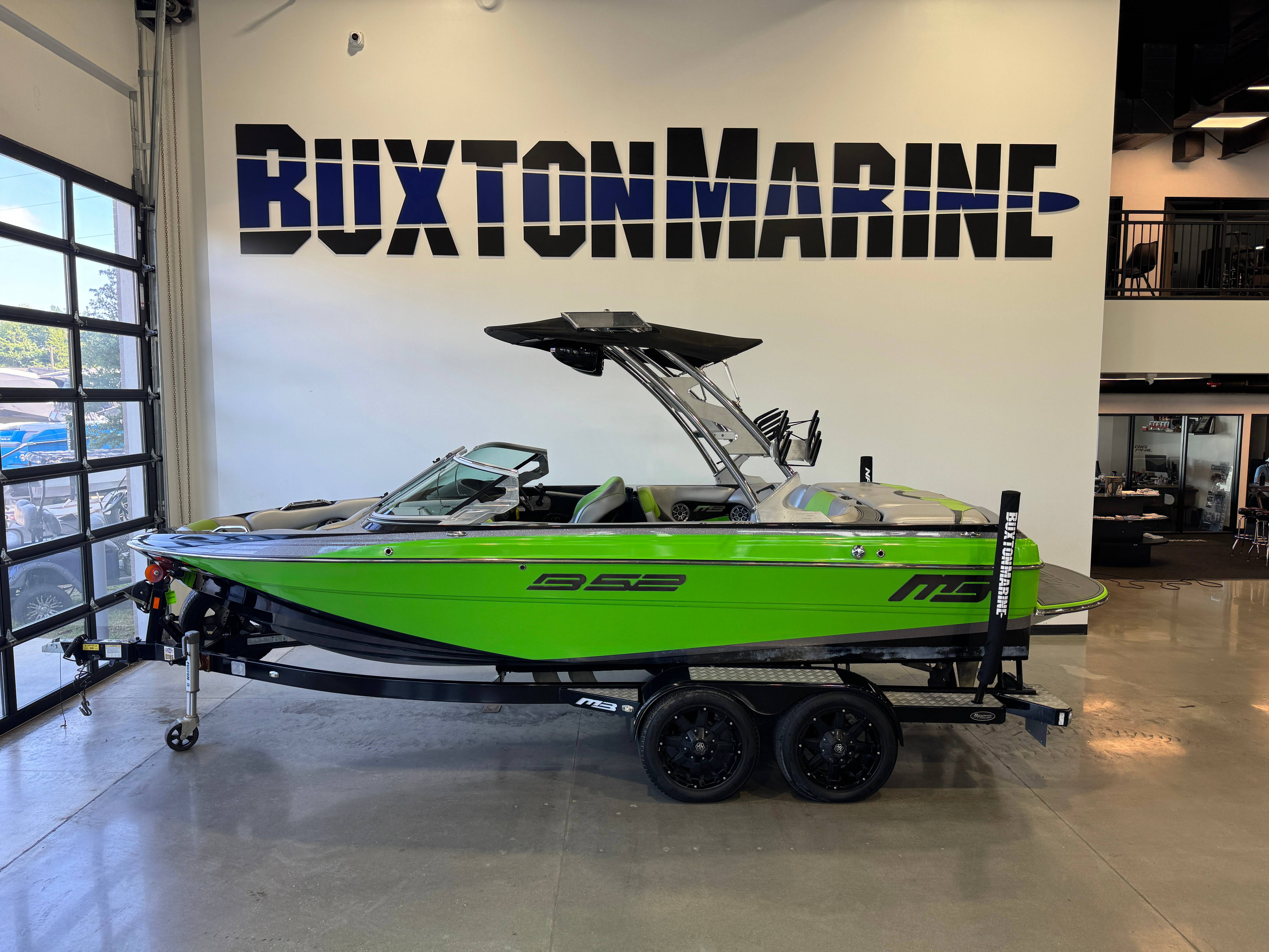 boat.Title