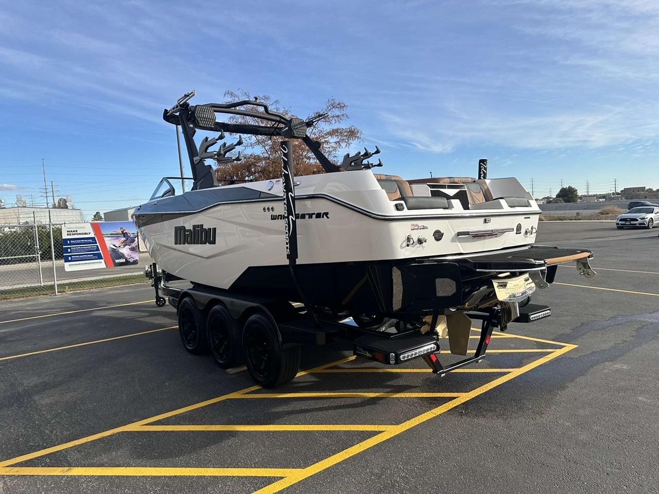 2025 Malibu Boats 25 LSV