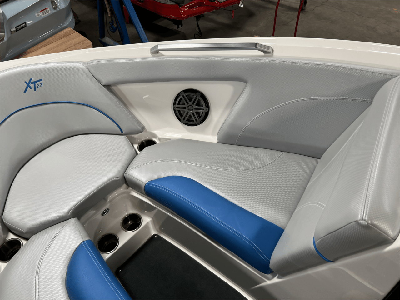2017 Mastercraft XT23 | 209094