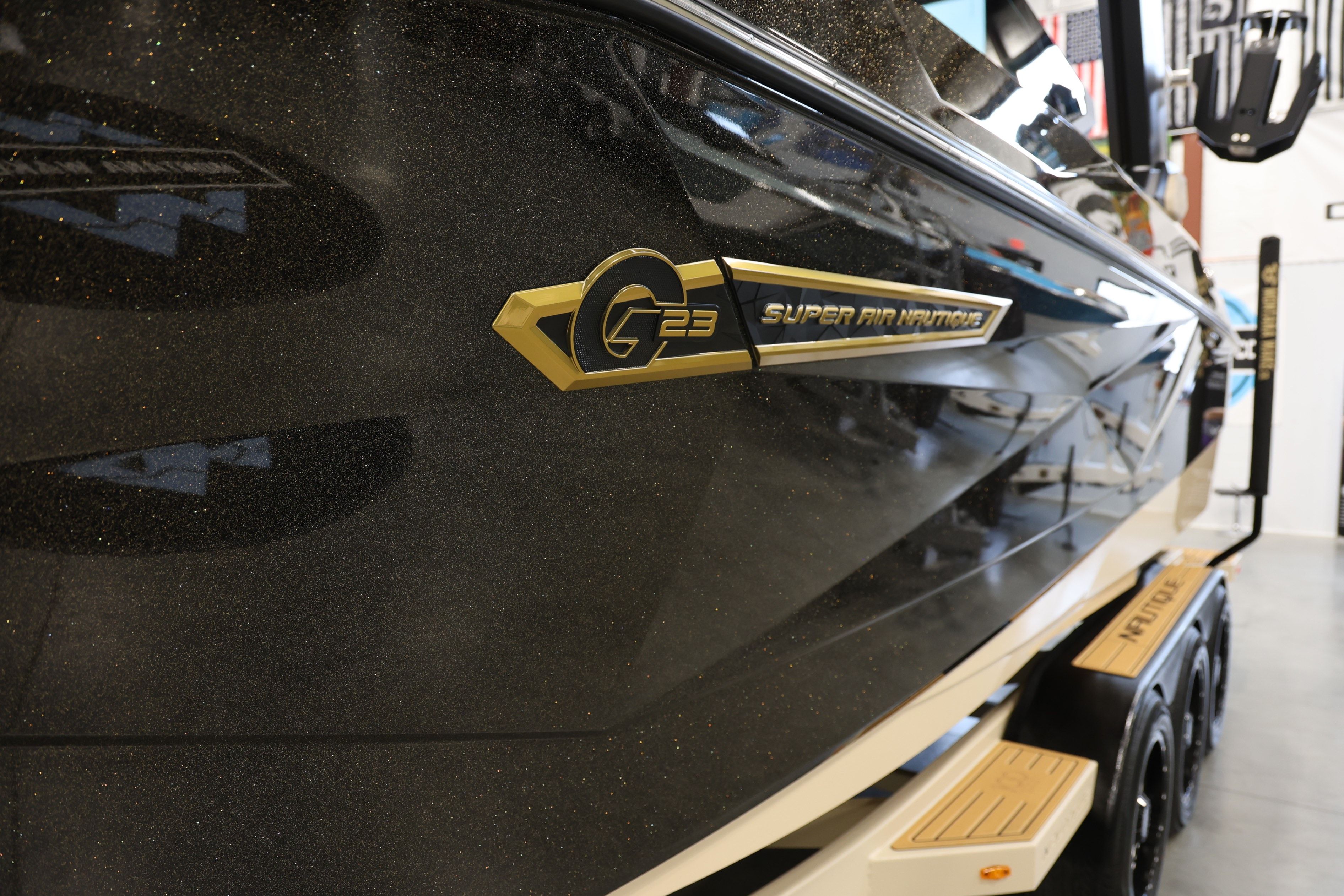 2025 Nautique G23