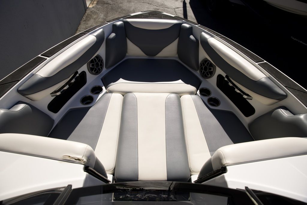 2019 Axis Wake Research T23