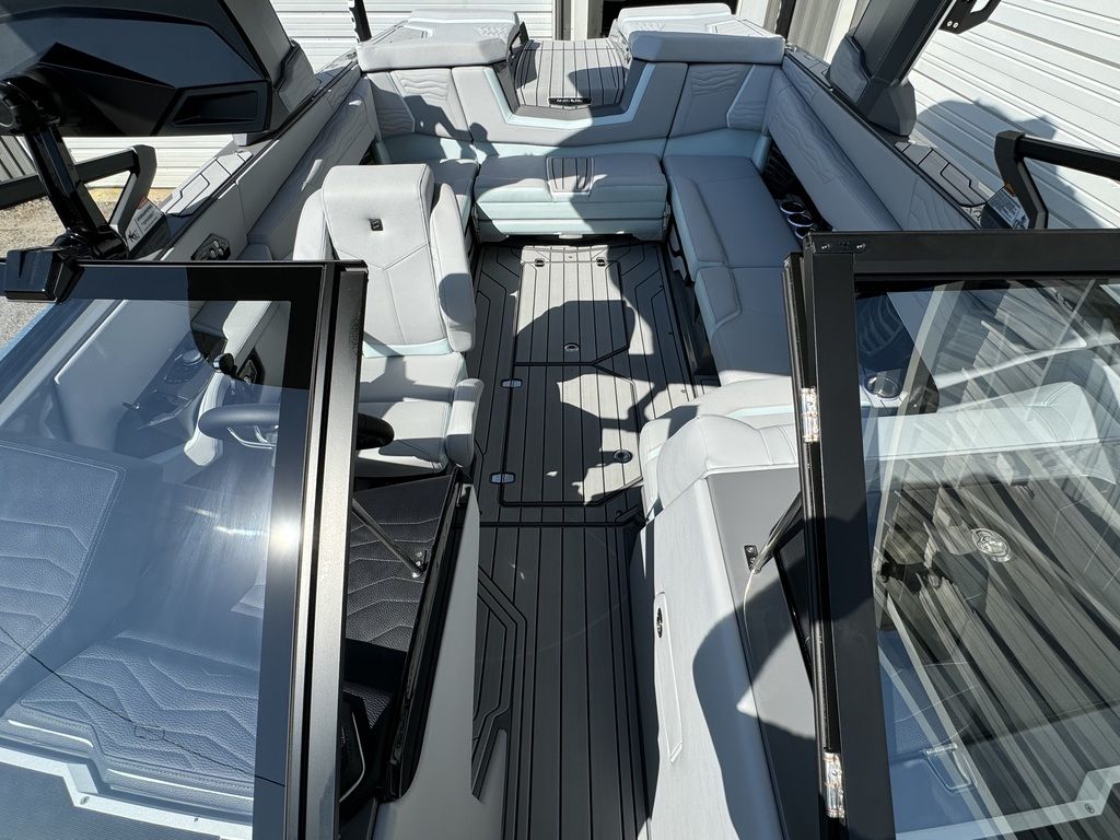 2025 Nautique Super Air Nautique G23 Icon
