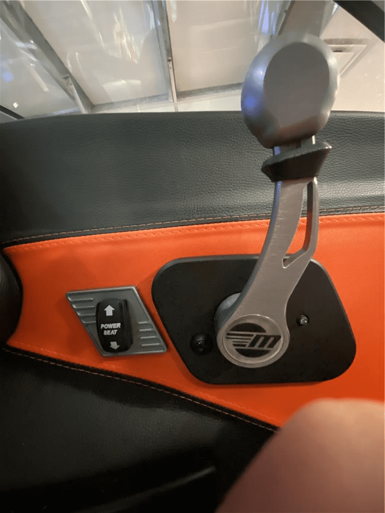 2018 Malibu Boats M235