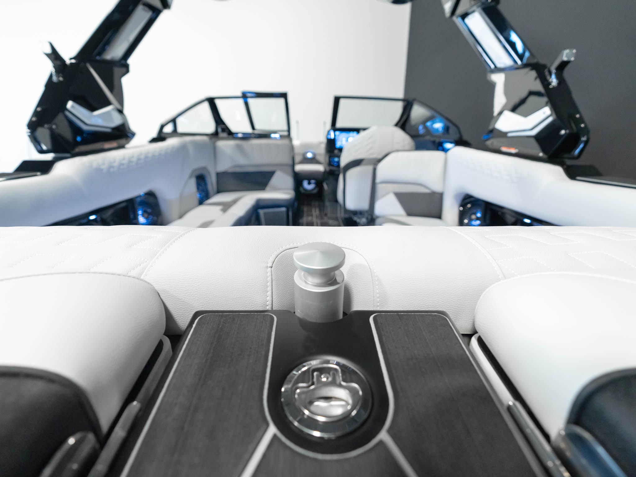 2025 Centurion Ri245 – Black / White Icon