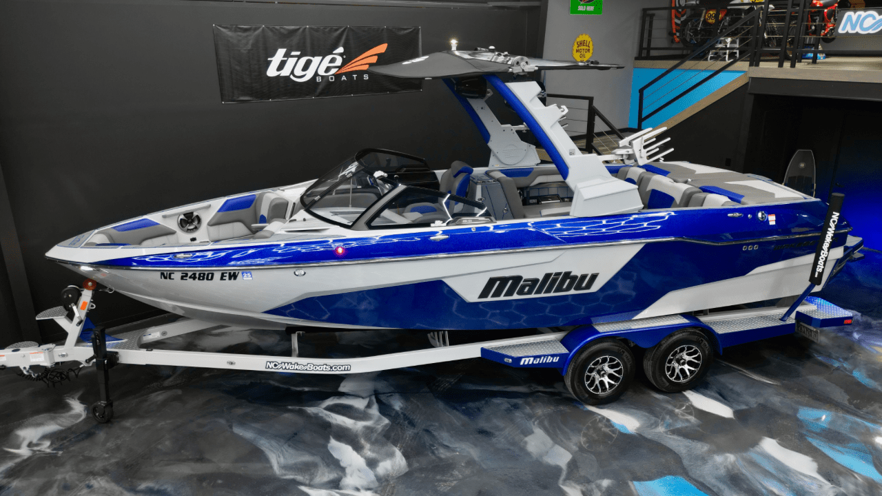 boat.Title