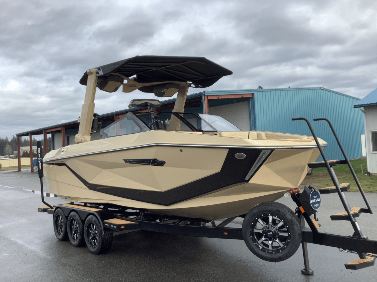2025 Nautique G23