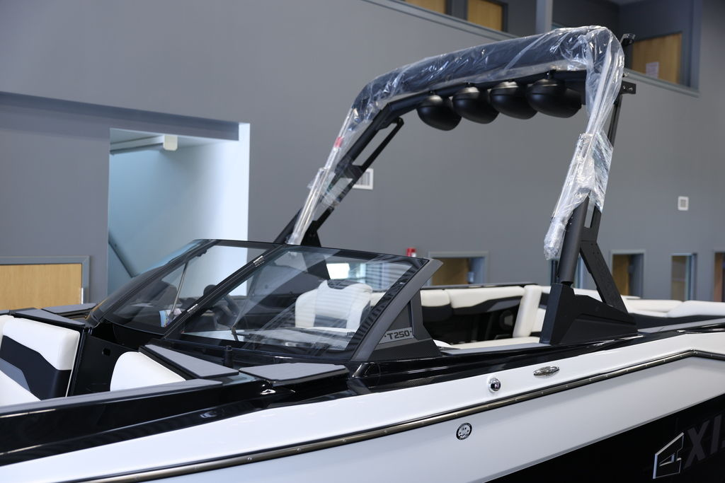 2024 Axis Wake Research T250