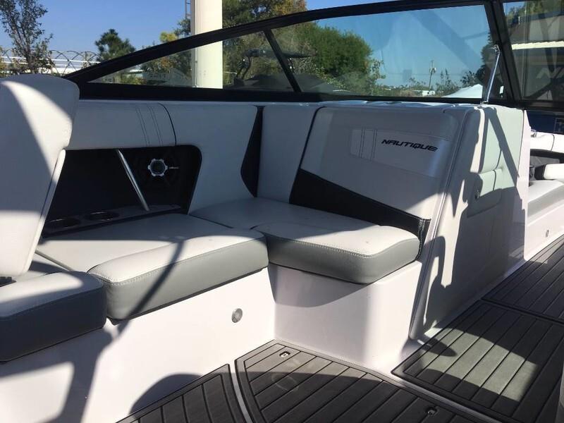 Super Clean 2014 Super Air Nautique 230 Icon