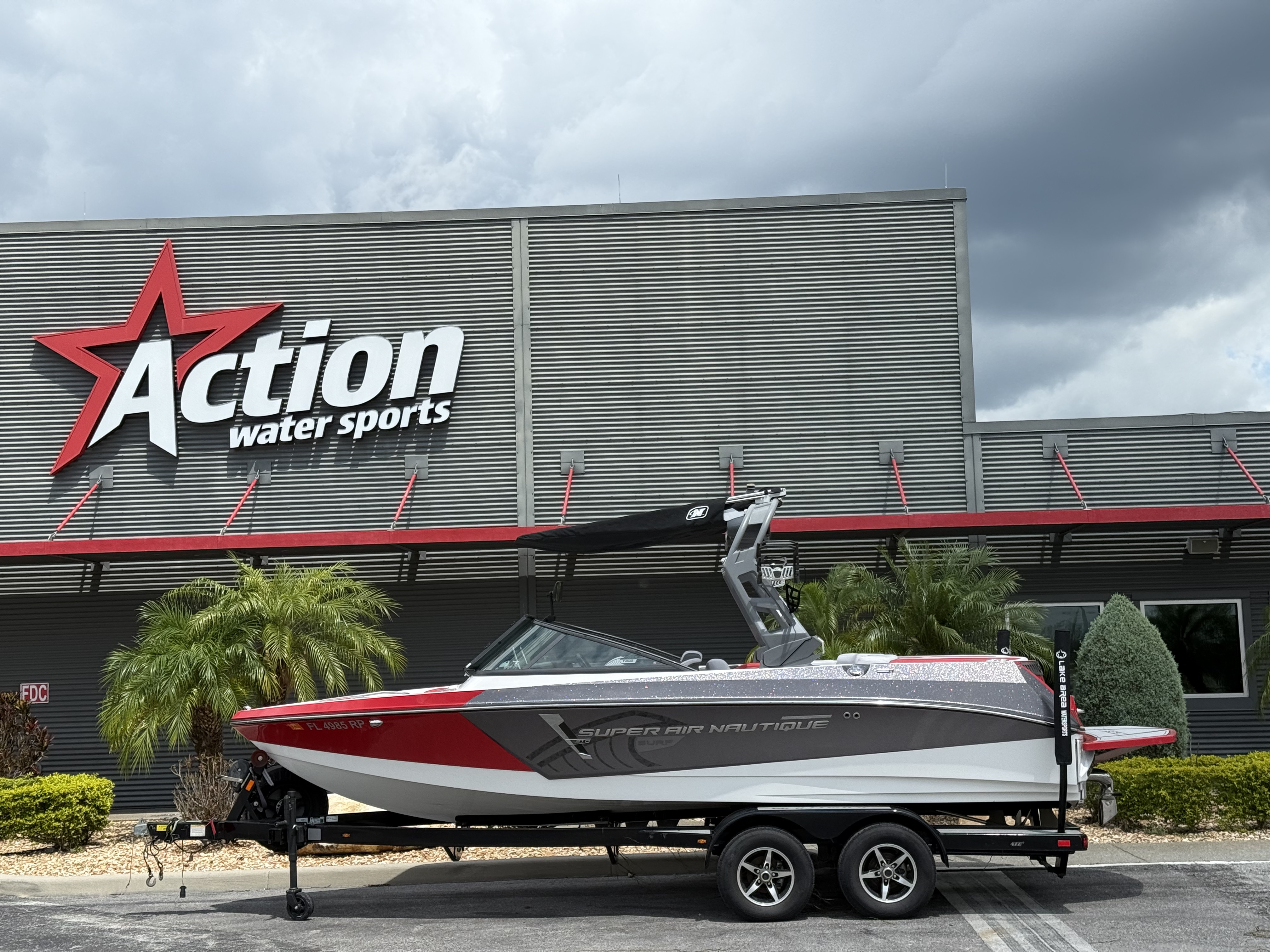 2018 Nautique 210