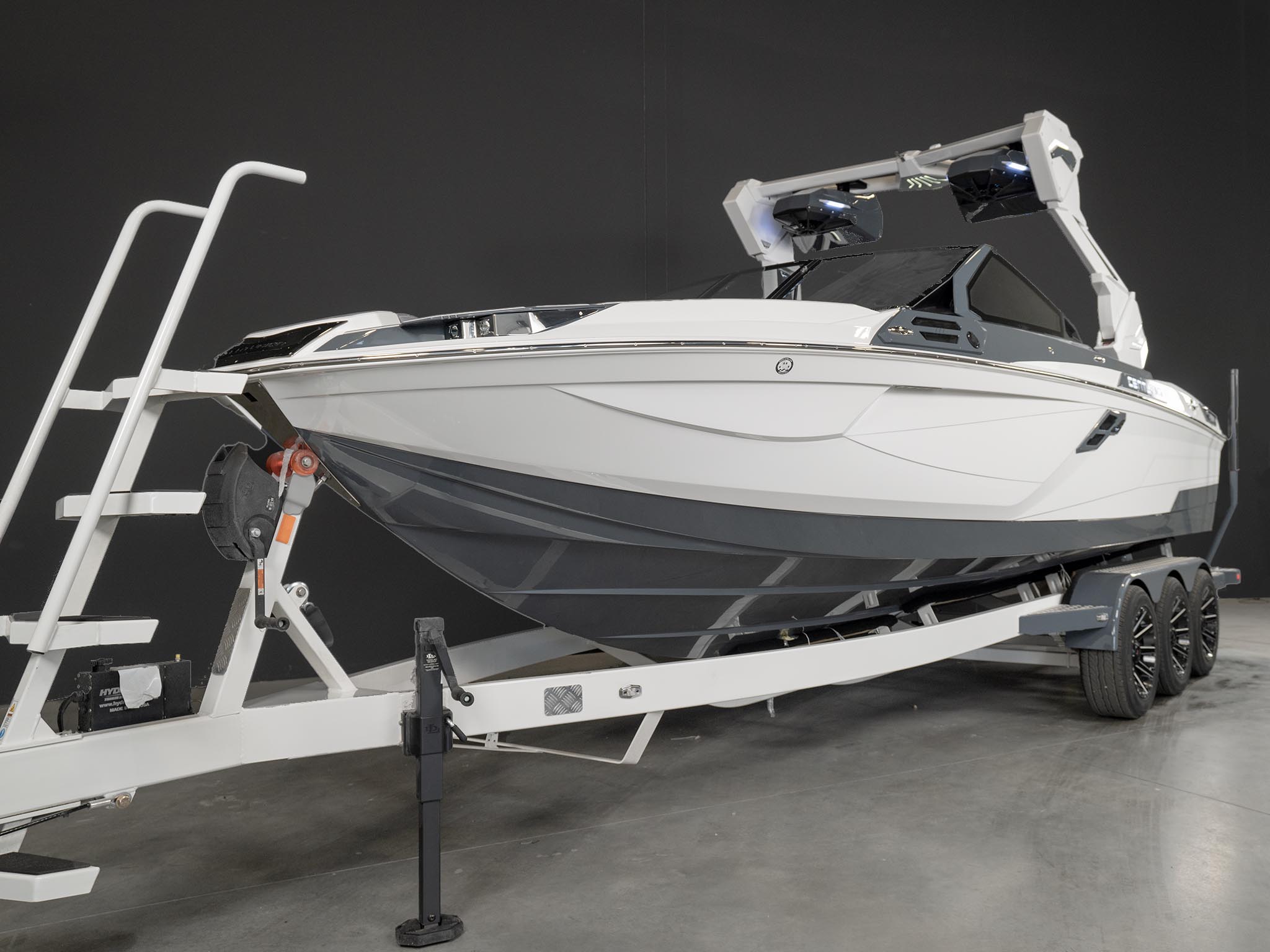 2025 Centurion Ri245 Charcoal / White