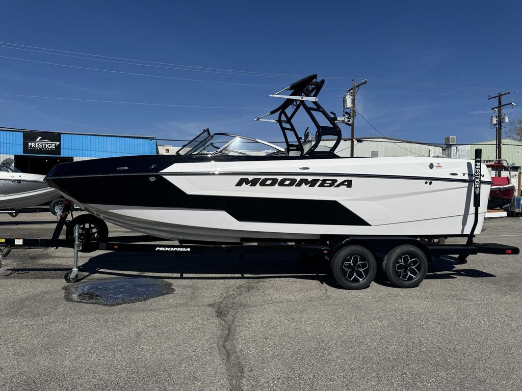 2025 MOOMBA Tykon
