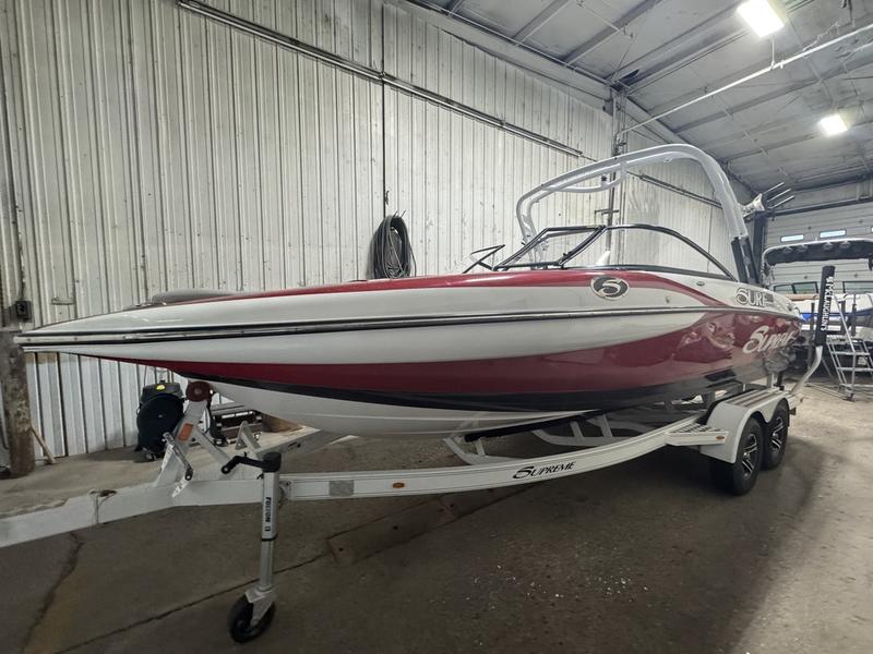 2015 Supreme S226 308 Hours
