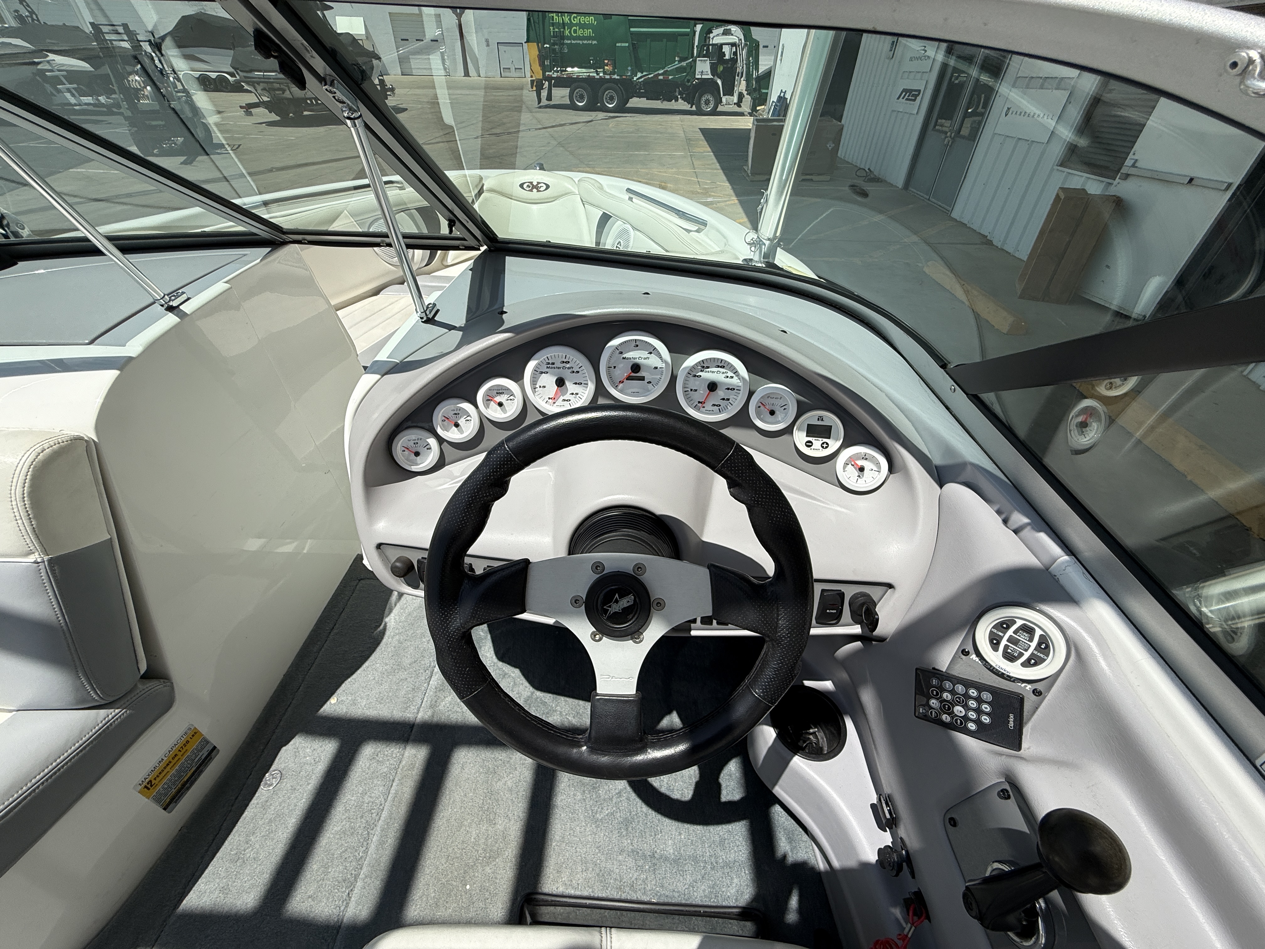 2024 Nautique G21