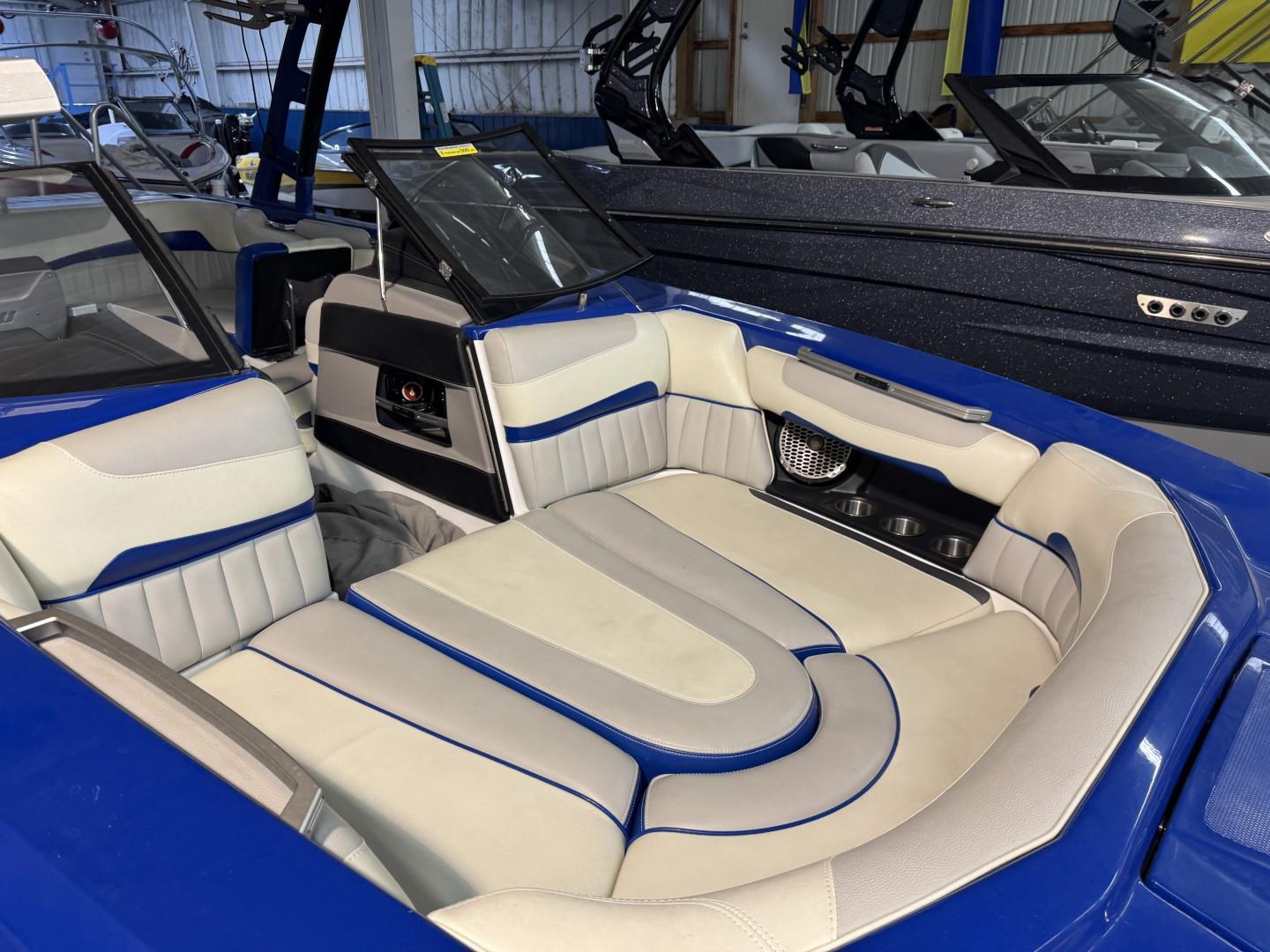 2015 Malibu Boats 22 MXZ