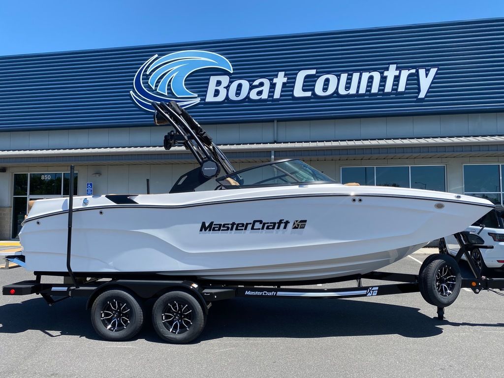 2025 MasterCraft XT22