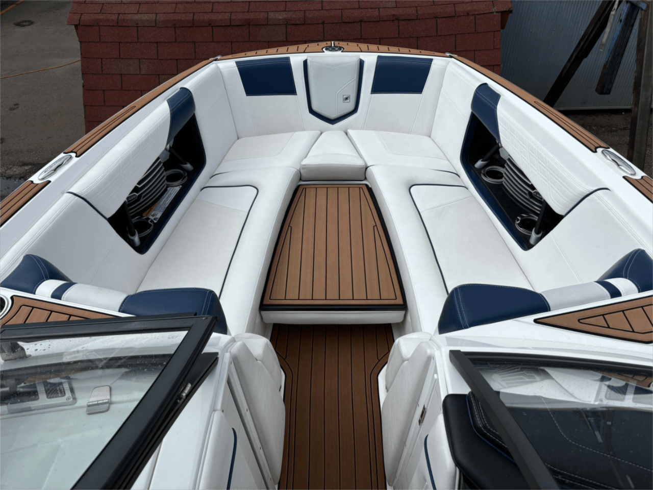 2017 Nautique G25 – Low Hours, Amazing Condition