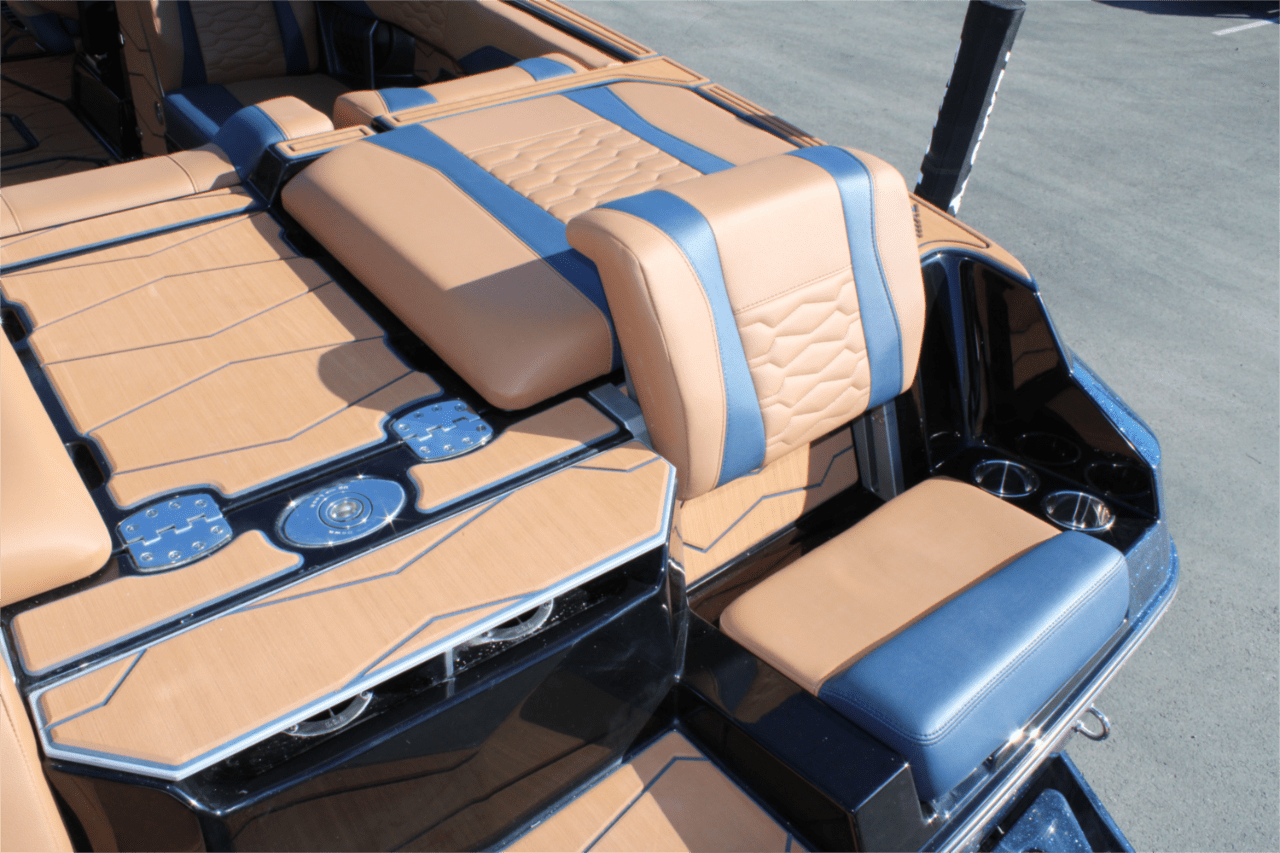 2025 Malibu 24 MXZ