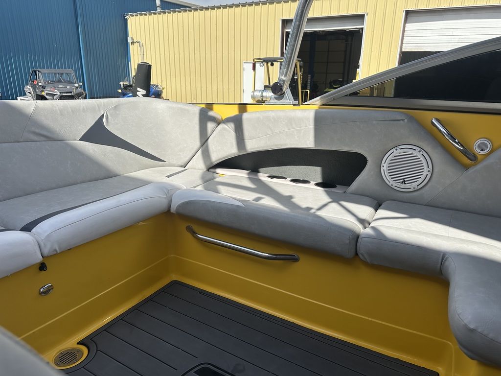 2006 MasterCraft X2