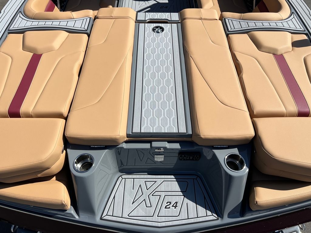 2024 mastercraft XT24