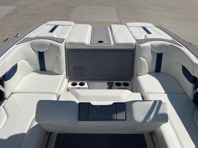 2022 Mastercraft XT22 ONLY 51 HRS! Icon