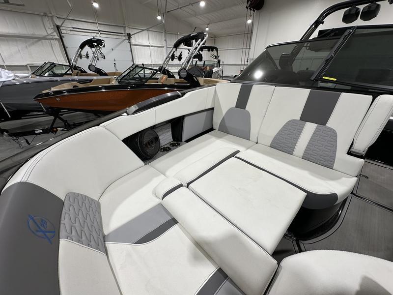 2024 MasterCraft X26